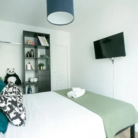 Charming 1 Bedroom Marais Hideaway - Fb17a Parigi